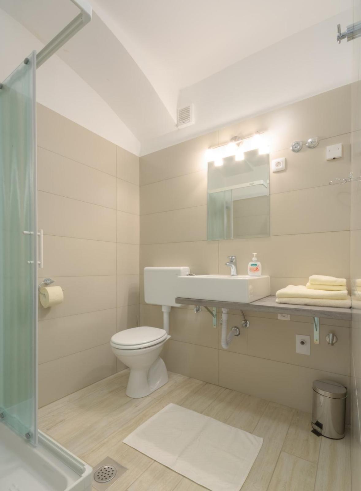 Old Town Ground Floor Apartment *