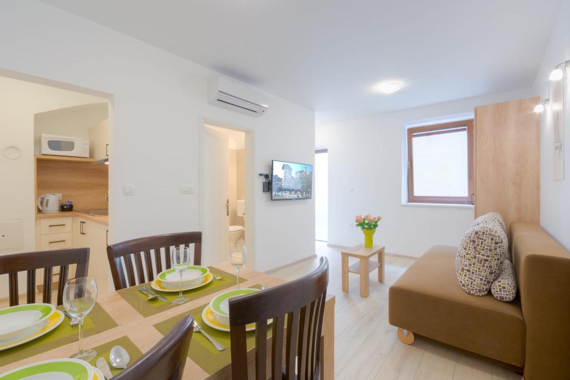 Apartment Old Town Ground Floor Ljubljana