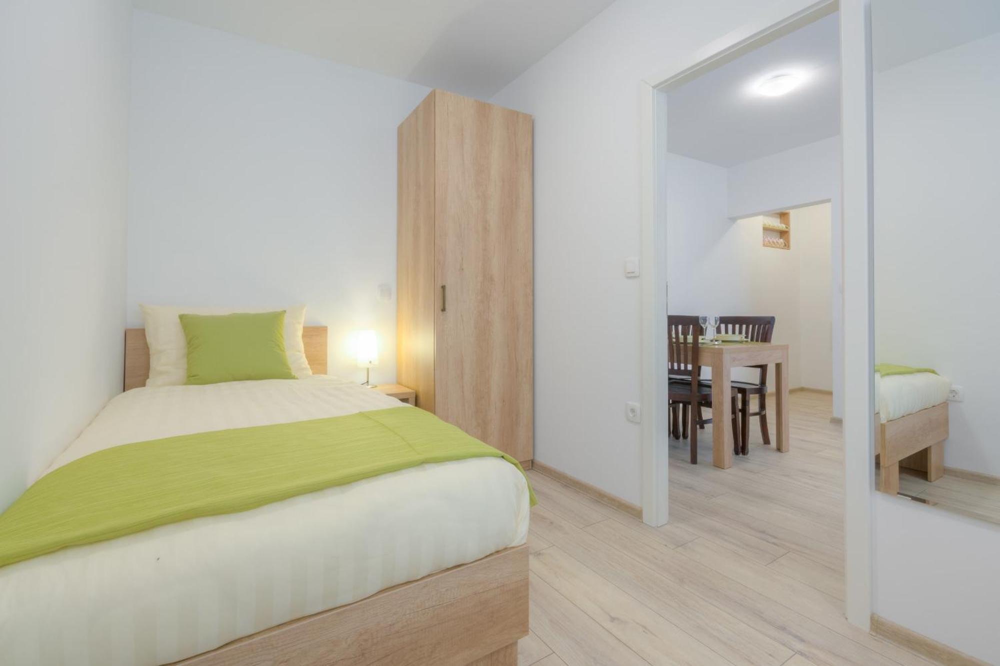 Apartment Old Town Ground Floor